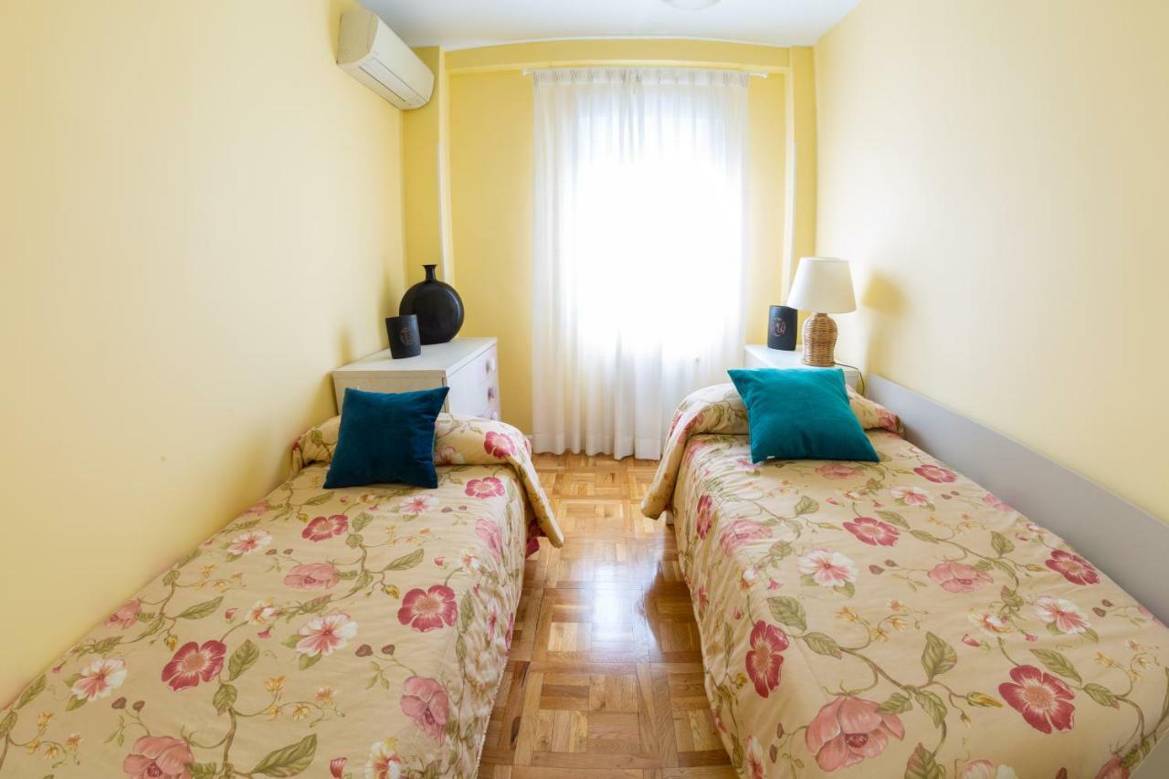 Apartamentos Duque Ventas Madrid Exterior photo